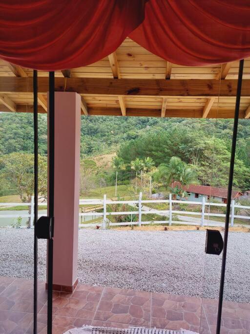 Cabana Recanto Do Arruda Para Casal Em Aguas Mornas Exterior photo